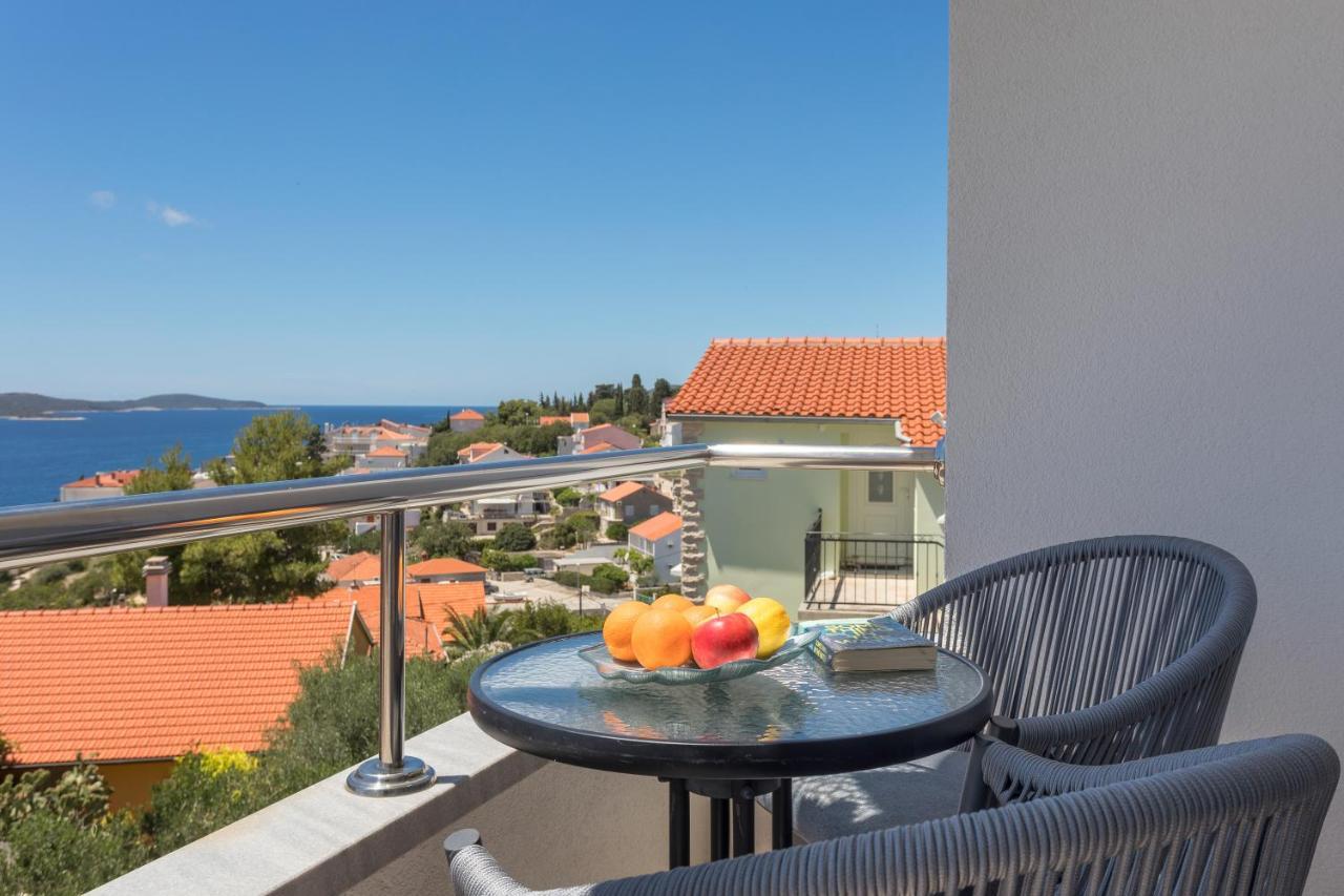 Apartments Jakic Hvar Town Exterior photo