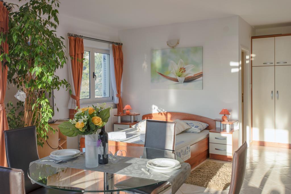 Apartments Jakic Hvar Town Room photo